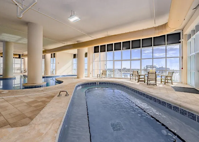 Phoenix Gulf Towers 2202 Apartment *
