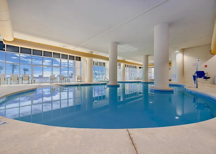 Phoenix Gulf Towers 2202 Apartment