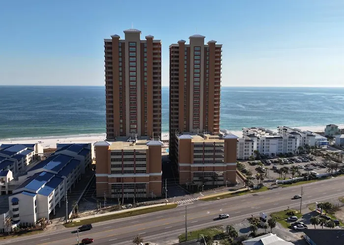 Phoenix Gulf Towers 2202 Apartment